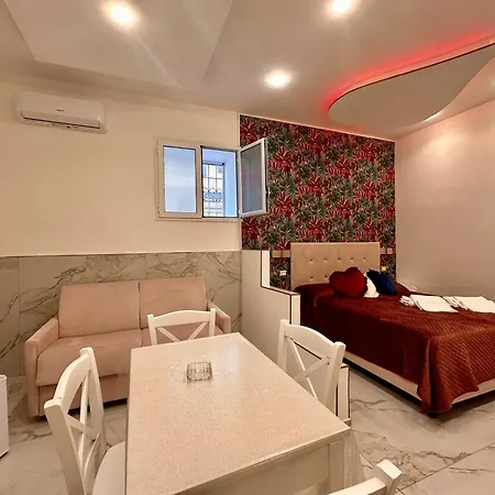 House Santa Fe Неаполь